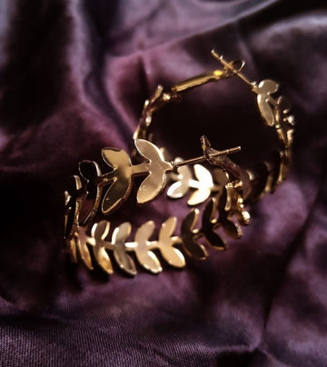 Gold Leaf Motif C-Hoop Earrings