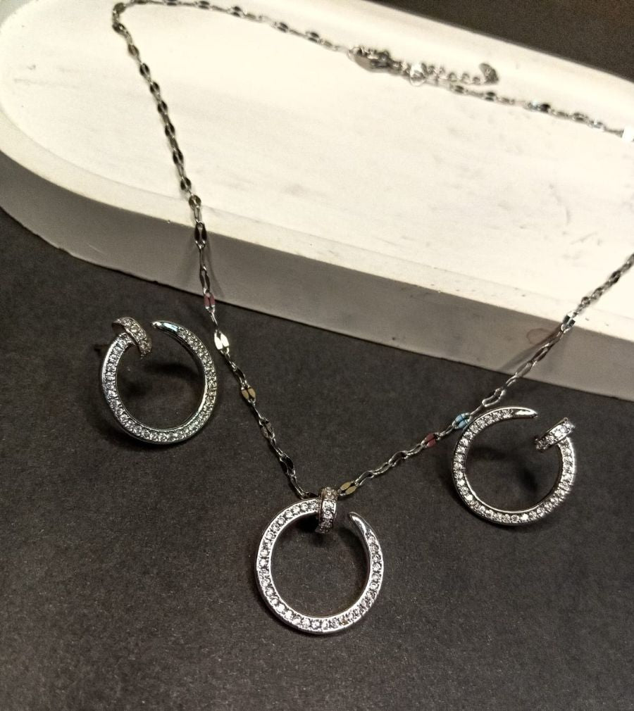 Luxury Silver Nail Locket Set